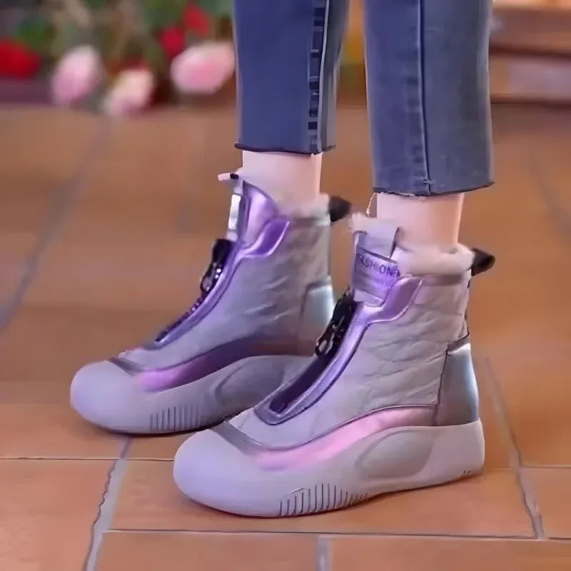 Maddie | White Qulted Boots