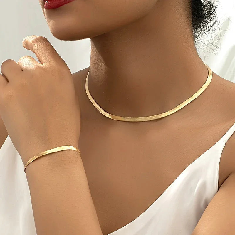 Vintage Snake Chain Necklace Set