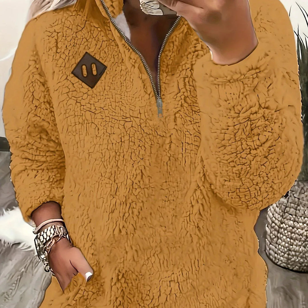 Ayla – Ultra-Soft High-Neck Fleece Pullover