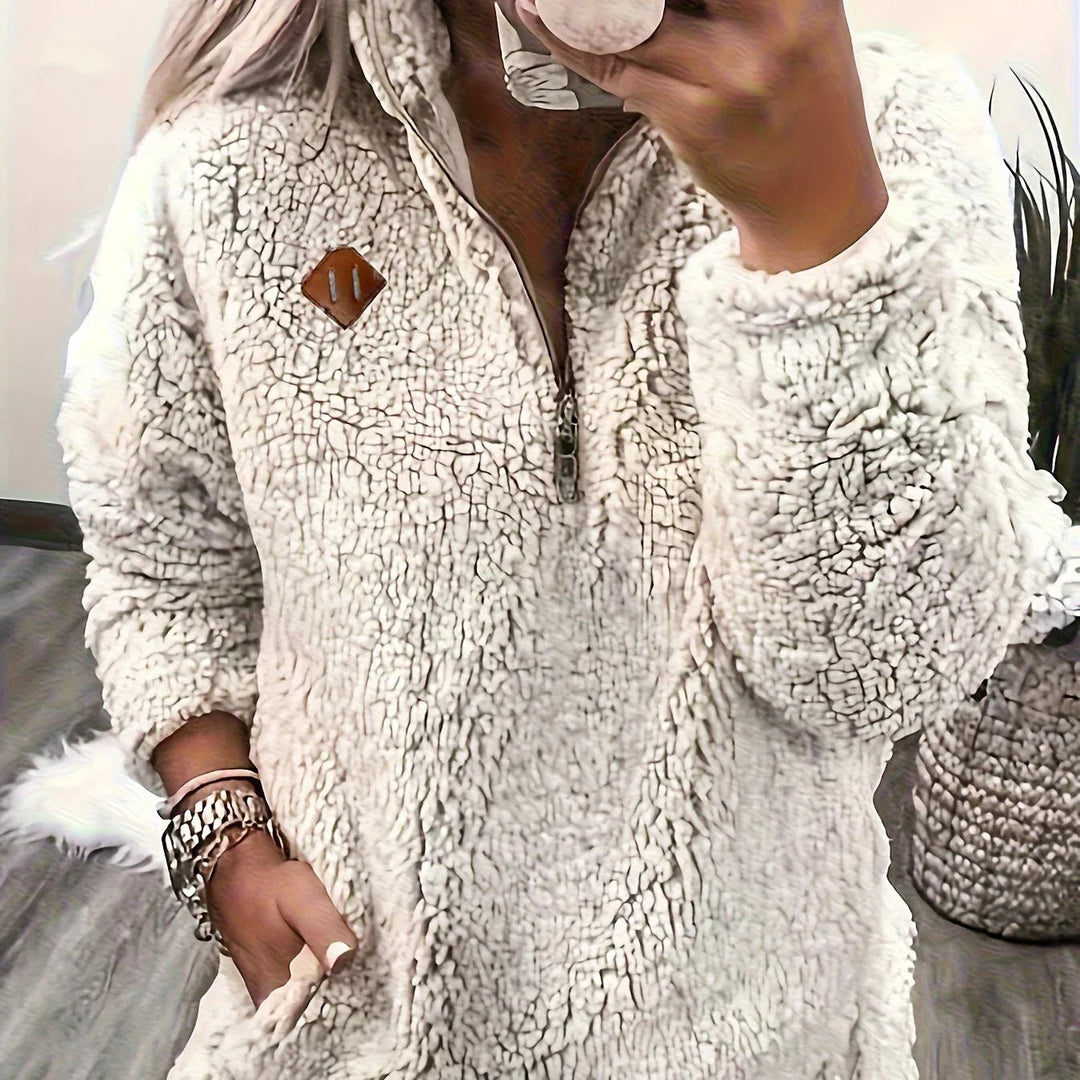 Ayla – Ultra-Soft High-Neck Fleece Pullover