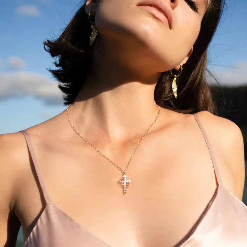 CLARISSE™ – Classic Cross & Crown Necklace