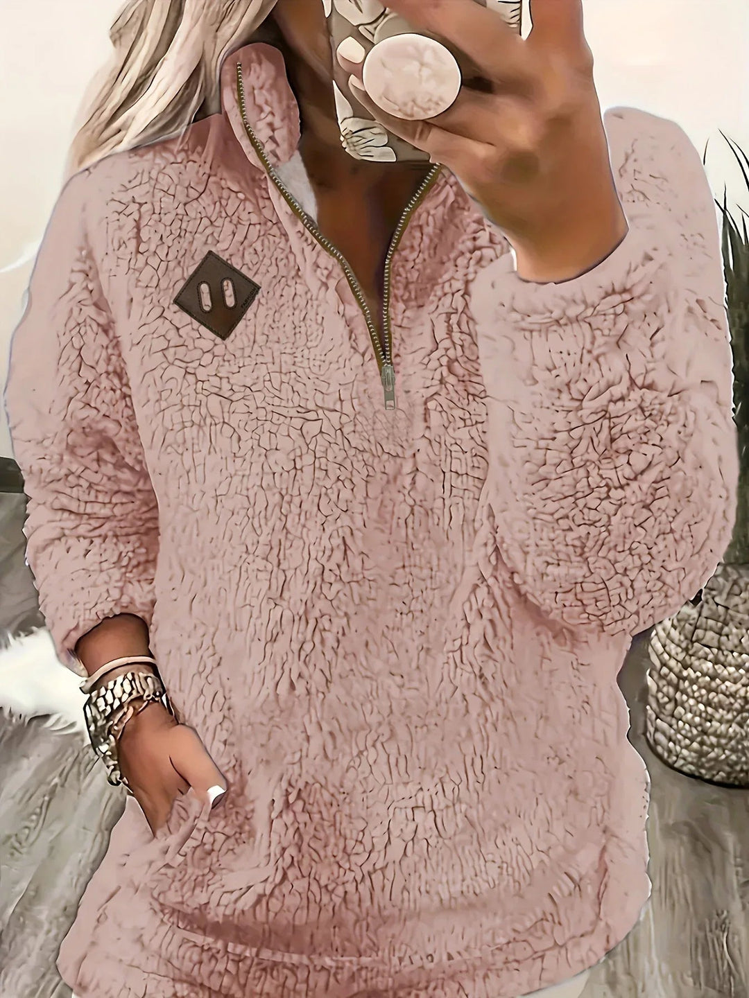 Ayla – Ultra-Soft High-Neck Fleece Pullover