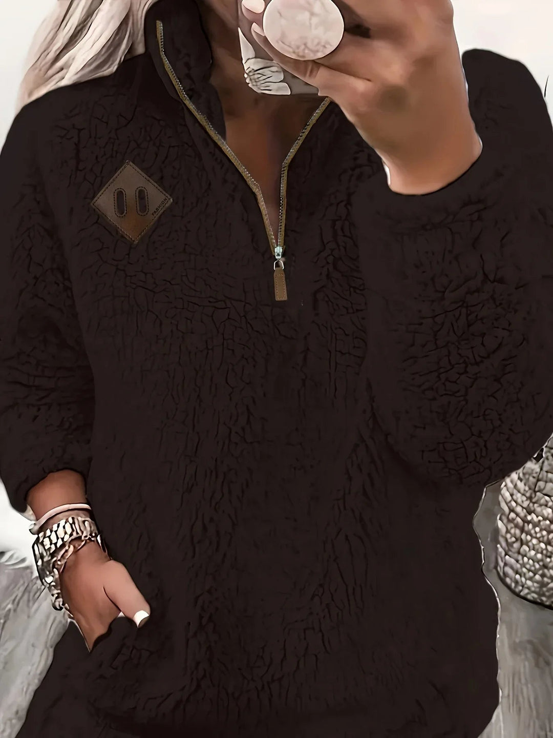 Ayla – Ultra-Soft High-Neck Fleece Pullover